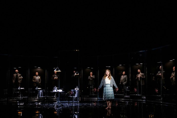 James Bonas | Manon | Oper Magdeburg 2026 | Photo: Nils Böhme